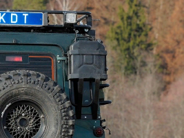Кронштейн крепления канистры Land Rover Defender 110